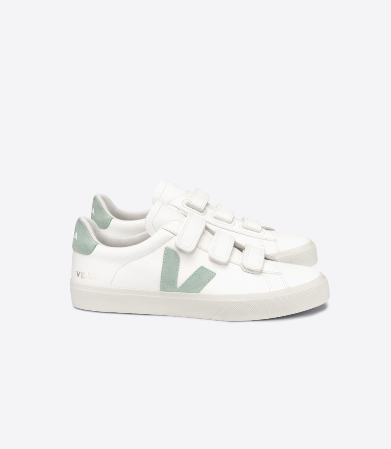 Collection Veja Chromefree Leather White Matcha