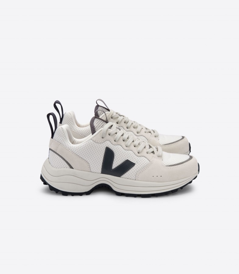 Cwl White Emeraude Veja Sale Series